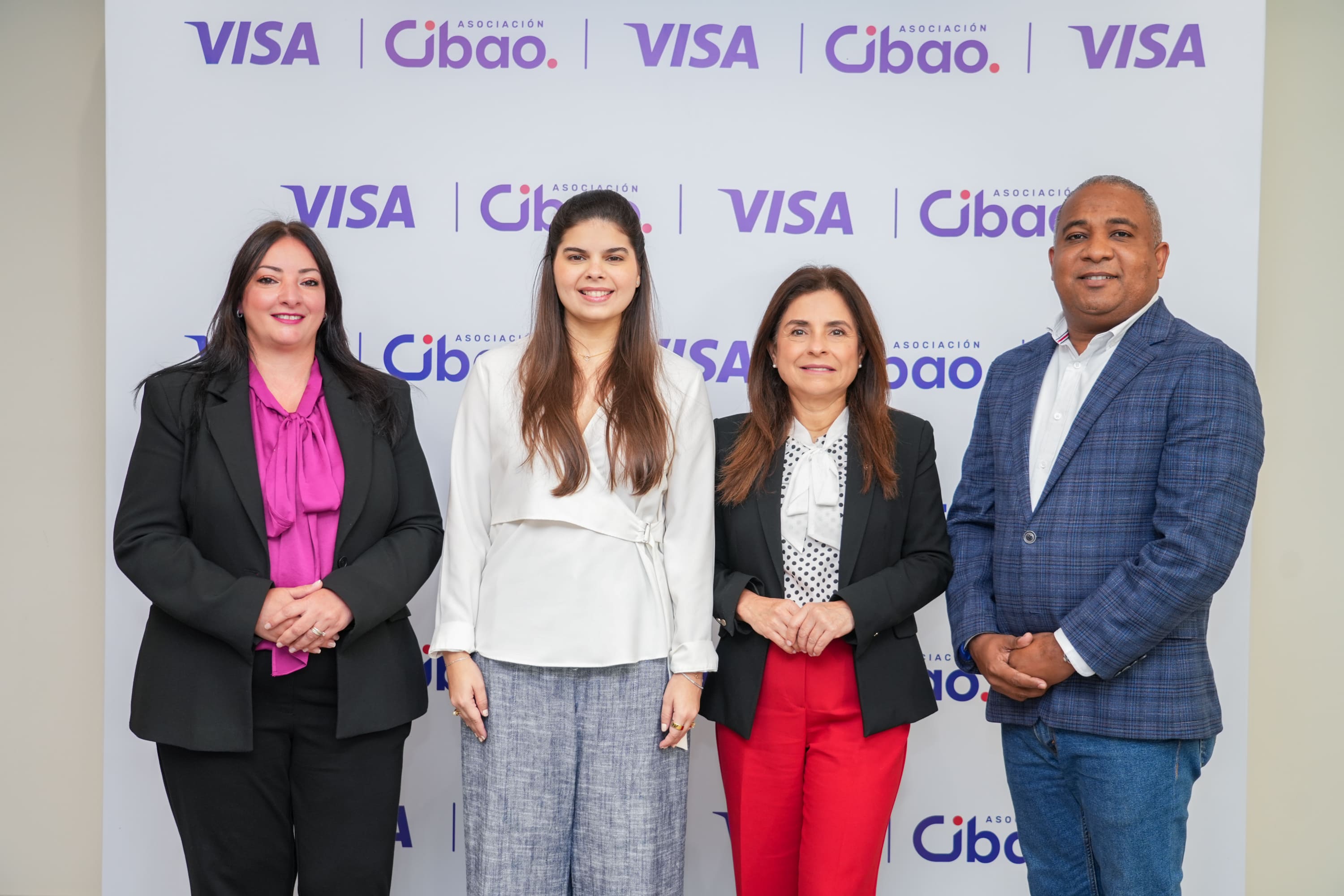 Asociación Cibao y Visa anuncian ganadores de promoción “Siente la velocidad en Madrid”