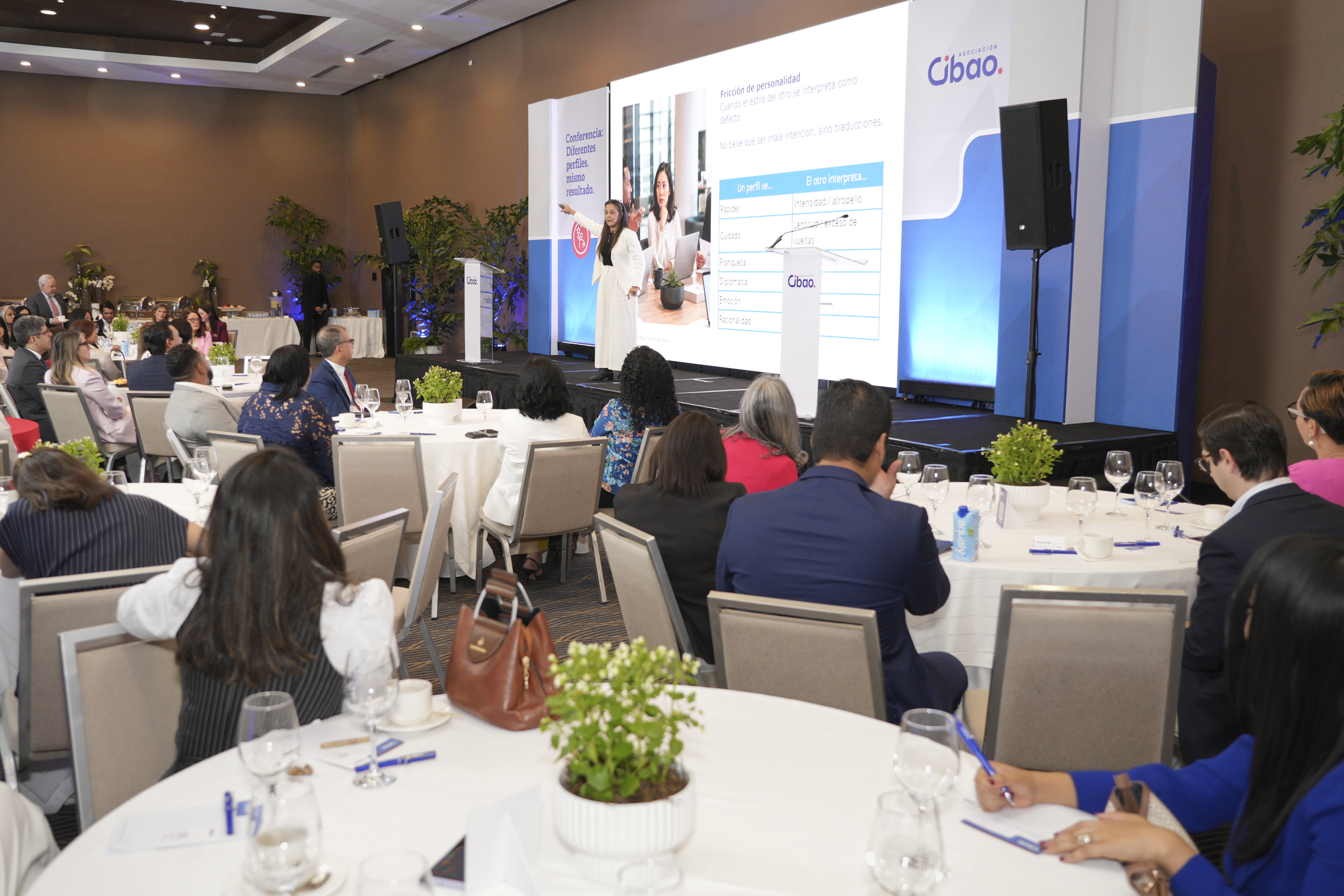 Asociación Cibao impulsa el bienestar financiero con programa de descuento de nómina para empresas